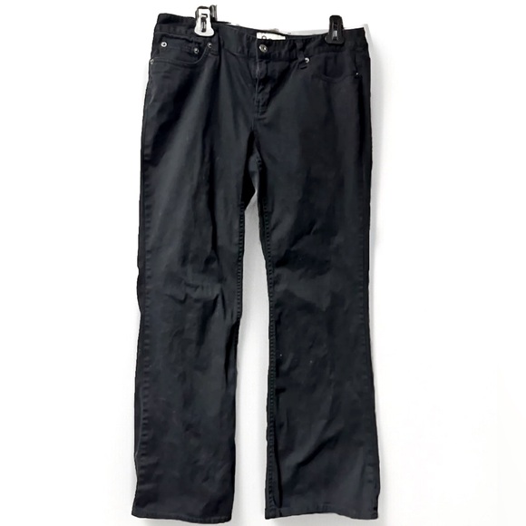 SO Bootcut juniors women’s size 13 Short black stretchy jeans - Picture 1 of 6